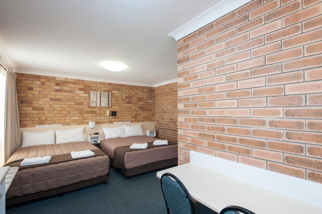 Buckaroo Motor Inn Warwick Buitenkant foto