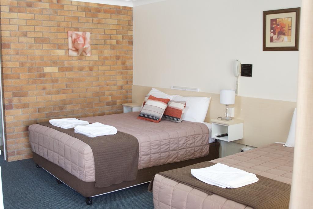Buckaroo Motor Inn Warwick Buitenkant foto